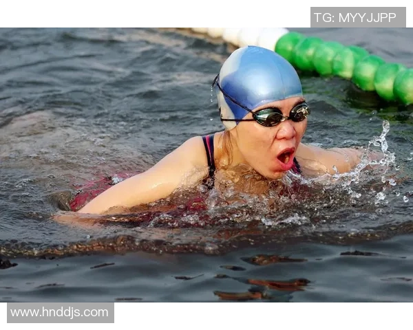 游泳对心理健康的积极影响与情绪调节机制探究 游泳对心理健康的积极影响与情绪调节机制探究